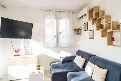 Apartment Anka - One Bedroom Apartment with...