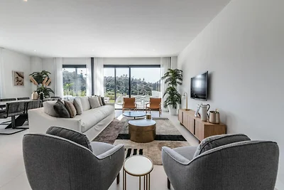 Villa in Marbella met Uitzicht op Golf