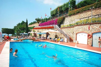 Appartamento in grazioso residence con piscin...