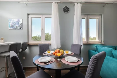 Einzimmerwohnung mit Whirlpool