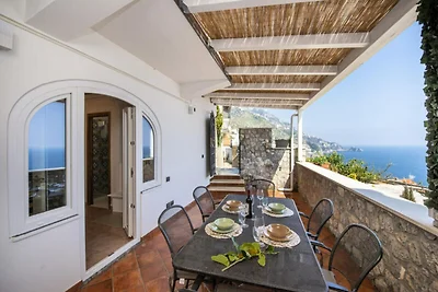 Villa a Praiano con vista mare e jacuzzi