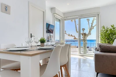 Hübsche Wohnung mit Balkon