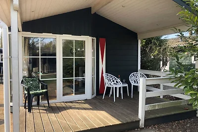 Chalet in Voorthuizen mit Hallenbad