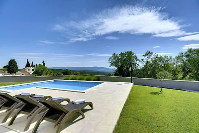 Moderna Villa Histria con piscina e vista