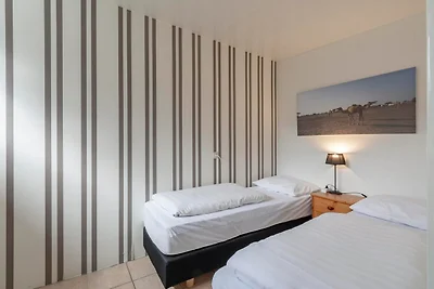 Bungalow in Sint Maartenszee am Strand