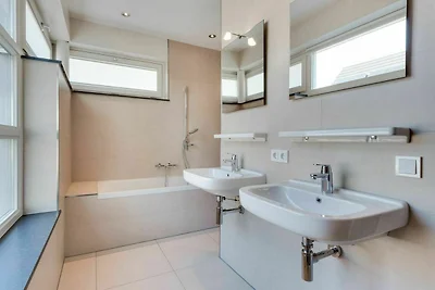 Villa Achterhoek mit beheiztem Pool