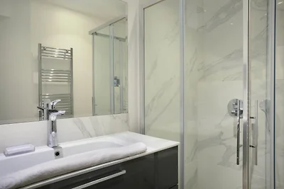 Gezellig en nieuw appartement Le Marais/Place...