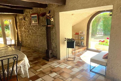 Ferienhaus nahe Château Colombier