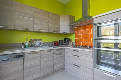 Spaziosa casa vacanze con giardino vicino al...