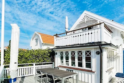 4 esrellas case en KYRKESUND