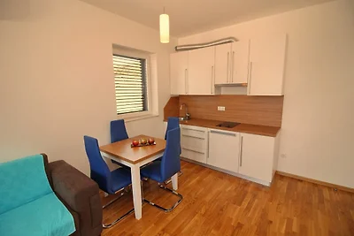 Apartments Kula - Comfort One Bedroom Apartme...