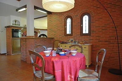 Geräumiges Ferienhaus am Fluss