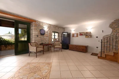 Villa in Žminj mit Schwimmbecken