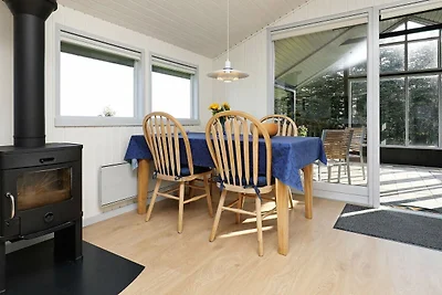 4 Personen Ferienhaus in Højslev