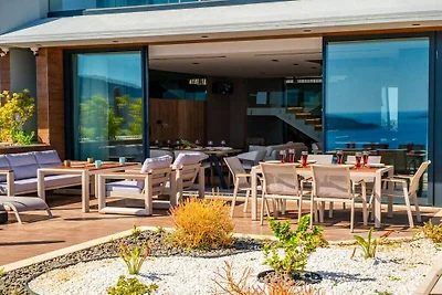 Villa in Kalkan mit Schwimmbecken