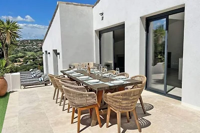 Häuser & Villen für 10 Personen