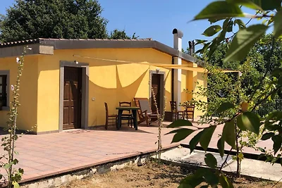 Bauernhaus mit Bergblick und privatem Garten