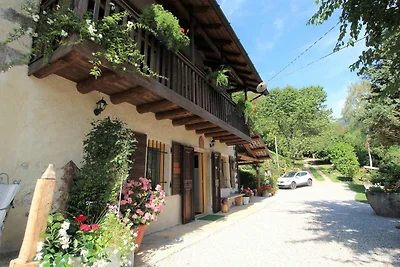 Schönes Ferienhaus in Pedavena mit Garten