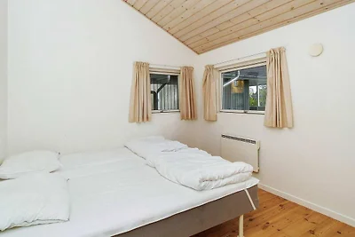 8 Personen Ferienhaus in Gørlev