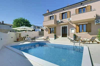 Ferienhaus in Ližnjan nahe am Strand