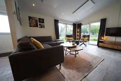 Ferienhaus in Kaatsheuvel mit Terrasse