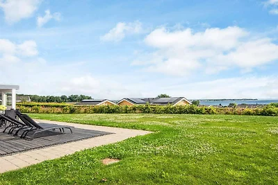 10 Personen Ferienhaus in Sjølund-By Traum