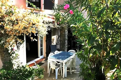 Häuser & Villen für 6 Personen