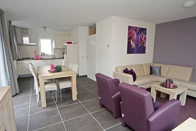 Lussuosa villa con carrello, idromassaggio, i...