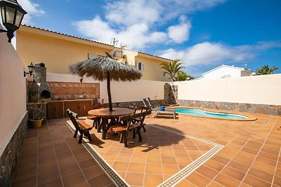 Villa con piscina privata a Playa Corralejo