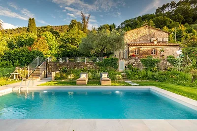 Boerderij in Lucca met privézwembad