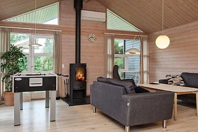 10 Personen Ferienhaus in Væggerløse-By Traum
