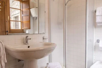 Cottage rustico a Magione con piscina
