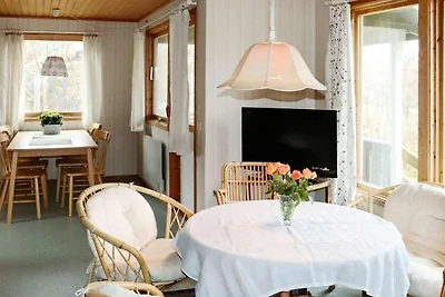 4 Personen Ferienhaus in Heberg
