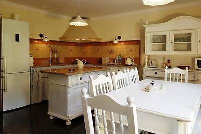 Comfortabel huis met twee zwembaden