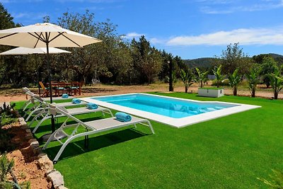 Attraktive Villa mit privatem Pool