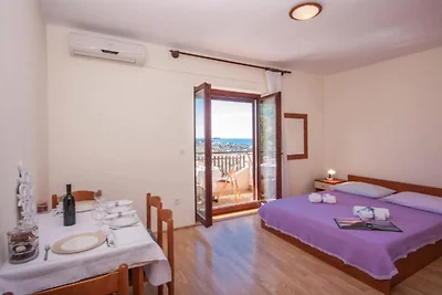 Guest House Stay & Smile Dolac Primošten - Tw...