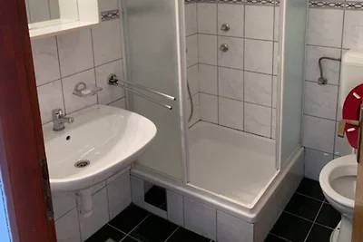 Studio Apartment with Balcony and Sea View 3