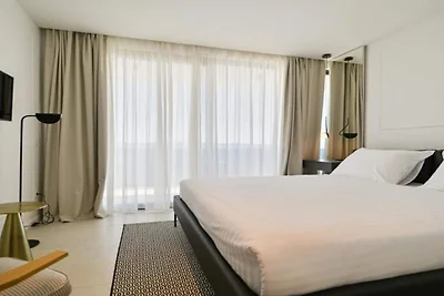 Villa Olive - Five bedroom Villa with Terrace...