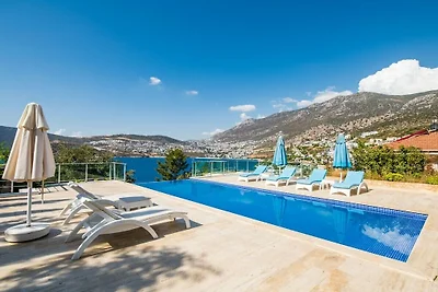 Villa in Kalkan met zwembad