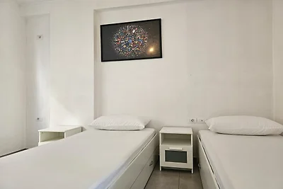 Moderno appartamento per le vacanze a Saranda