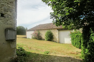 Casa unifamiliare con terrazza e giardino