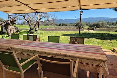 Charmante Villa mit Pool in Le...
