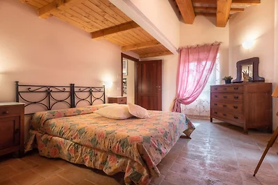 Wohnung in Villagrande mit Pool & Garten