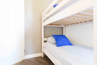 Modern appartement met spa, niet ver van zee