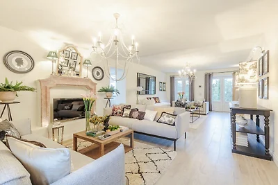 Luxe villa met 7 slaapkamers en zwembad