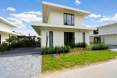 Gemütliche Villa in Zeewolde mit Garten