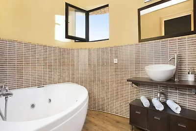 Villa in Spanien nahe Cala Canyelles