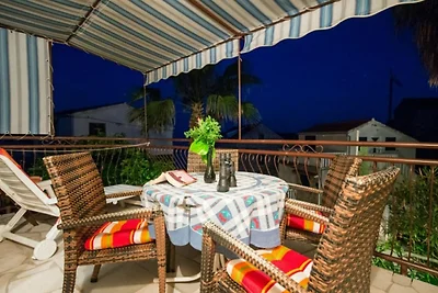 Golden Coast Apartments - A2 - OneBedroom Apa...