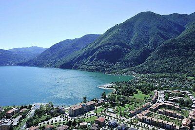 Ferienunterkunft in Porlezza mit Seeblick