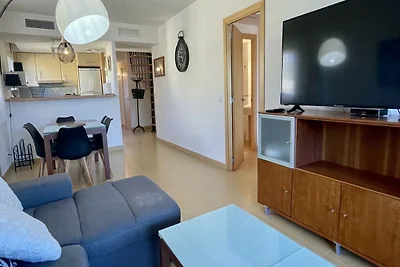 Apartment für sechs Personen mit Swimmingpool